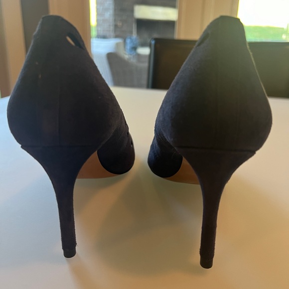 Banana Republic scalloped edge navy blue heel sz 8.5, never worn - Picture 8 of 8